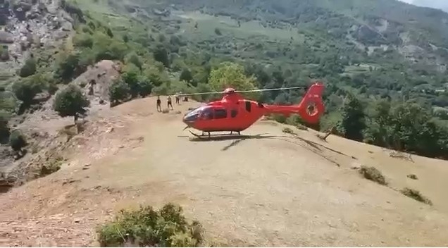 U bllokuan në kufirin mes Thethit dhe Valbonës, shpëtohen tre turistët çekë