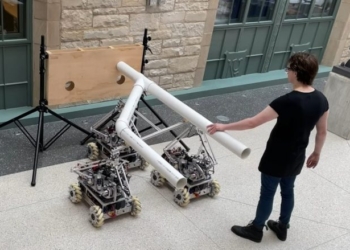 Njihuni me robotët e rinj lëvizës që janë në gjendje “të bashkëpunojnë ndërmjet vete dhe me njerëzit”