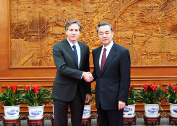 Diplomatët e lartë të SHBA-së dhe Kinës mbajnë bisedimet e para ‘konstruktive’