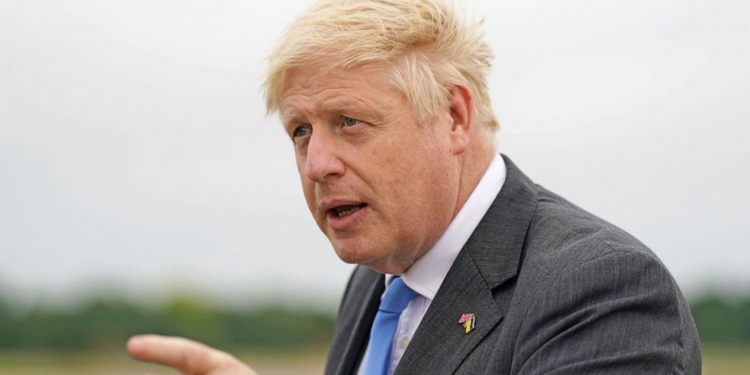 Nis jozyrtarisht gara për zëvendësimin e Johnsonit