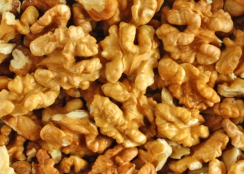 Ushqimet që ju ndihmojnë të bëni gjumë të qetë