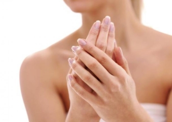 Pjesa e trupit që zbulon moshën tuaj të vërtetë