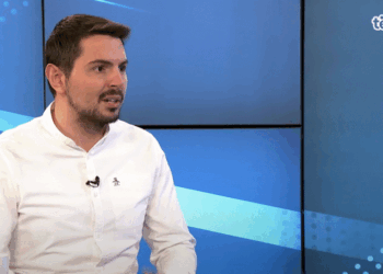 Ahmeti thotë se Policia ka bërë shkelje gjatë bastisjes në zyrat e NPB-së