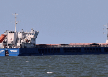 Ukraina i kërkon shpjegim Turqisë për anijen ruse