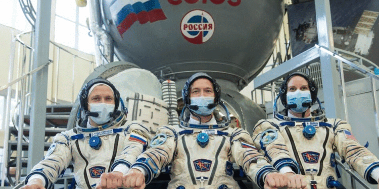 SHBA-ja do të rifillojë fluturimet në Stacionin Ndërkombëtar Hapësinor me Rusinë