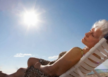 Kur jeni nxirë më shumë nga sa duhet – Shenjat që jep lëkura