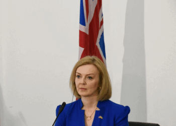 Truss deklarohet kundër dërgimit të trupave britanike në Ukrainë