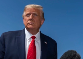 Donald Trump kthehet në Uashington për një fjalim politik