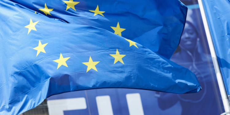 BE padit Hungarinë për ligjet LGBT, lirinë e medias dhe çmimin e gazit