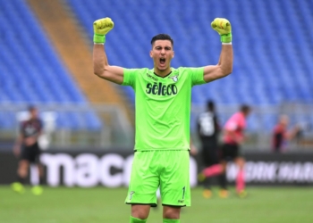 Bie pista e Manchester United, Strakosha nis vizitat mjekësore me një tjetër klub të Premier League