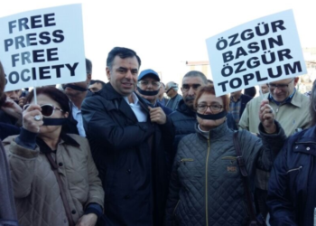 Turqia bllokon qasjen ndaj shërbimeve të Zërit të Amerikës dhe të Deutsche Welle-s