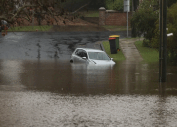 Australia përballet me vërshime