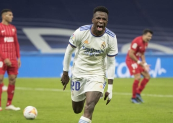 Vinicus: Duam të fitojmë sa më shumë, ja çfarë më thotë Benzema