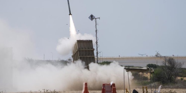 Arrihet armëpushimi ndërmjet Izraelit dhe Palestinës