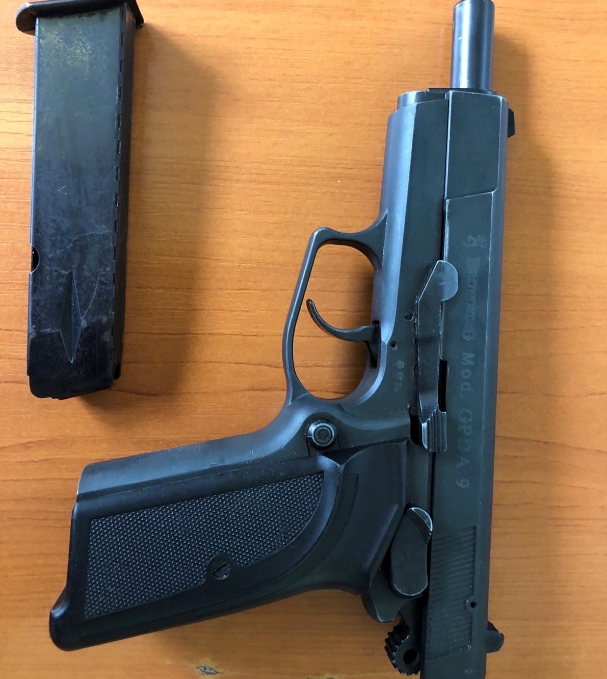 U xhirua duke shtënë me armë, arrestohet 21-vjeçari në Vushtrri