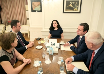 Mblidhen krerët e shtetit pas ngjarjeve në veri, opozita refuzon ftesën e presidentës