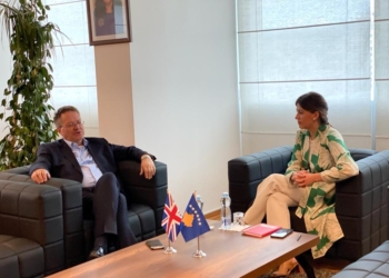 Haxhiu takohet me ambasadorin britanik, bisedojnë për reformat në drejtësi