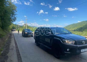 KFOR-i kthehet mbrapsht, nuk mund të kaloj në pikën kufitare në Bërnjak