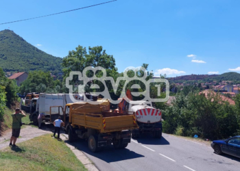 Nis largimi i barrikadave në Rudare