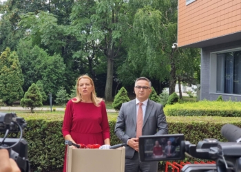 AAK thotë se kishte shkelje ligjore në emërimin e disa ambasadorëve