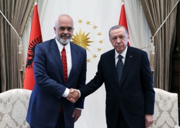 Rama dhe Erdogan flasin për projekte të përbashkëta për sigurimin e energjisë dhe lëndëve ushqimore