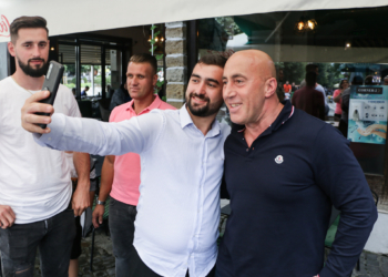 Haradinaj nga shtatori nis takimet me qytetarë për të “folur hapur” për dialogun e tema të tjera