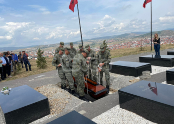 Rivarroset dëshmori Enver Pacolli