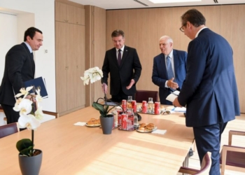 Përfundon biseda trepalëshe, vazhdojnë takimet ndaras me BE-në