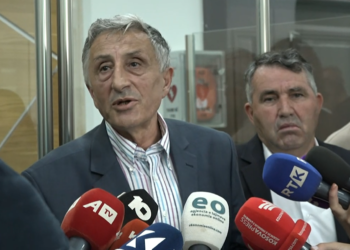 Jasharaj e fton kryeministrin Kurti të diskutoj për ta ndërprerë grevën