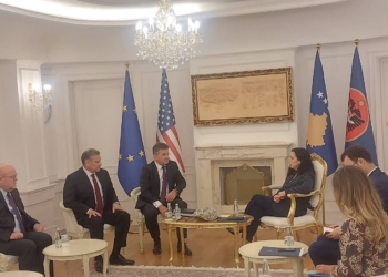 Osmani pret në takim Escobarin dhe Lajçakun