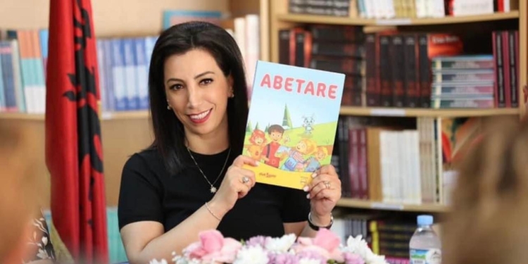 Rama për abetaren e unifikuar: Krijesë e bashkimit të vullneteve të qeverive