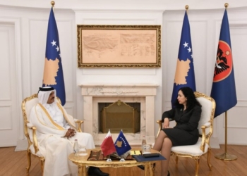 Osmani takohet me ambasadorin e Katarit, i kërkon investime në Kosovë