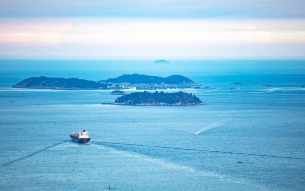 Kina nis stërvitjet ushtarake rreth Tajvanit, lëshon disa raketa balistike