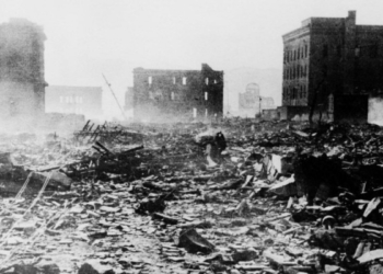 77 vjet nga hedhja e bombës së parë atomike në Hiroshima