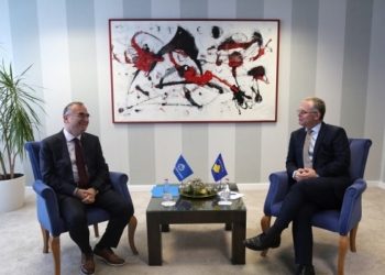 Bislimi takohet me drejtorin ekzekutiv të Bankës Botërore, Hayrettin Demircan