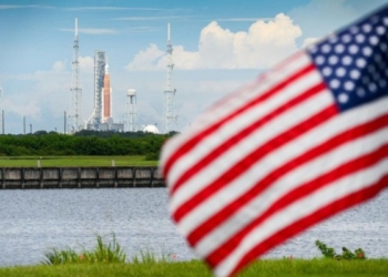 ​Artemis: Nasa do të përpiqet të lëshojë raketën në Hënë të shtunën