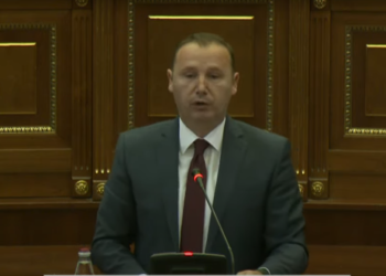 Zemaj: Figura politike që sot janë në krye të shtetit ia humbën Kosovës liberalizimin e vizave në vitin 2015