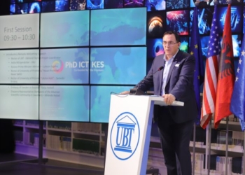 Në UBT bëhen bashkë gjashtë universitete vendore dhe evropiane për Konferencën e Akademikëve të Diasporës