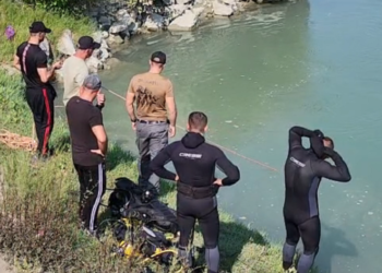 Gjendet trupi i pajetë i 14-vjeçarit, para disa vite iu mbyt edhe vëllai në lumin e Semanit