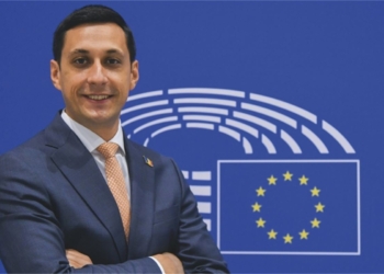 Europarlamentari rumun u bën thirrje Kosovës e Serbisë për arritjen e një marrëveshjeje