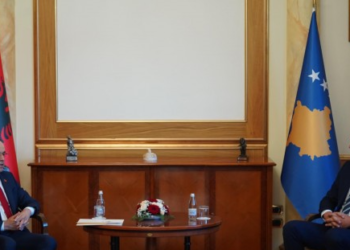 Konjufca takon presidentin Begaj