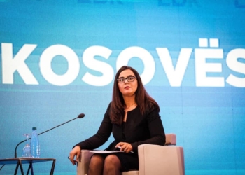 Lushaku-Sadriu: Nëse Kurti e menaxhon dialogun sikur krizat e brendshme, epilogu për vendin do të jetë negativ