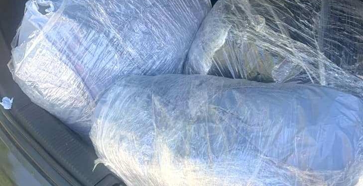 Policia konfiskon 27 kg marihuanë në veturën e një qytetari nga Graqanica