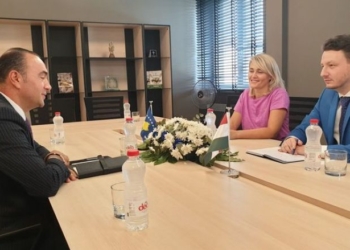 Rafuna dhe atasheu hungarez bisedojnë për projekte të përbashkëta