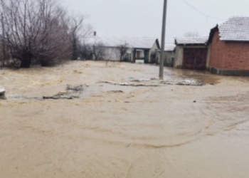 Parashikohet destabilizim i motit dhe përmbytje të hënën