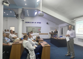 ​Latifi thotë se së shpejti do të fillojë dërgimi i kirurgëve për trajnim jashtë Kosovës