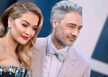 Rita Ora martohet me Waititin