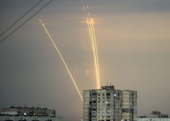 Luftime të ashpra në rajonin e Donjeckut dhe Harkivit