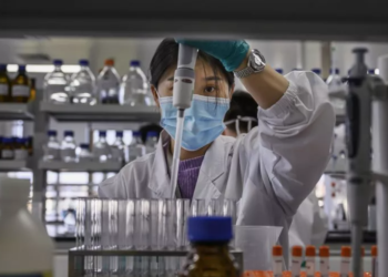 Dhjetëra të infektuar nga përhapja e virusit të ri në Kinë