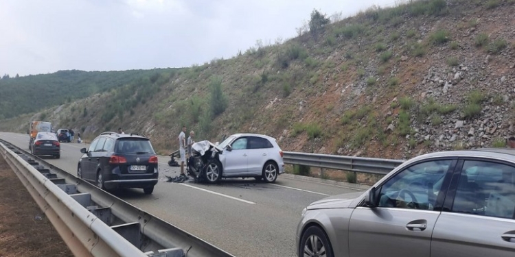 Aksident trafiku në autostradën ‘Ibrahim Rugova’